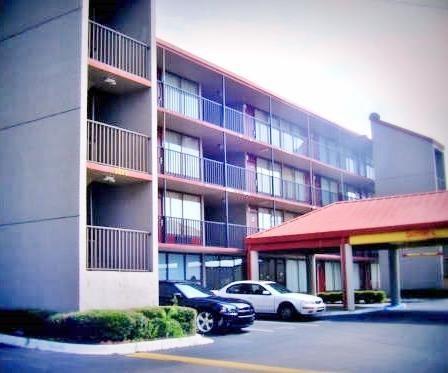 Budgetel Inn And Suites เบอร์มิงแฮม ภายนอก รูปภาพ